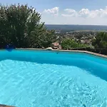 Sur La Colline Avec Acces Piscine *