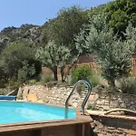 Sur La Colline Avec Acces Piscine Appartement *