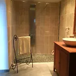 Sur La Colline Avec Acces Piscine Appartement *