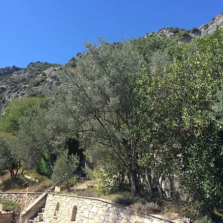 Sur La Colline Avec Acces Piscine Apartamento Volx