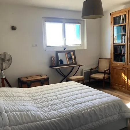 Sur La Colline Avec Acces Piscine Apartment *