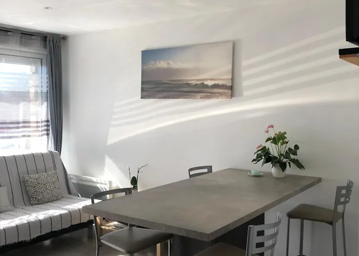 Sur La Colline Avec Acces Piscine Apartment Volx