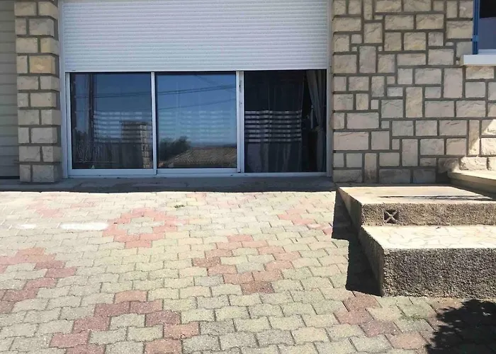 Sur La Colline Avec Acces Piscine * Volx